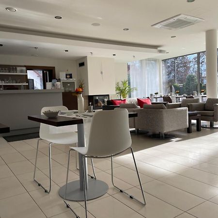 Hotel Villa Bianca Liptovský Mikuláš Esterno foto
